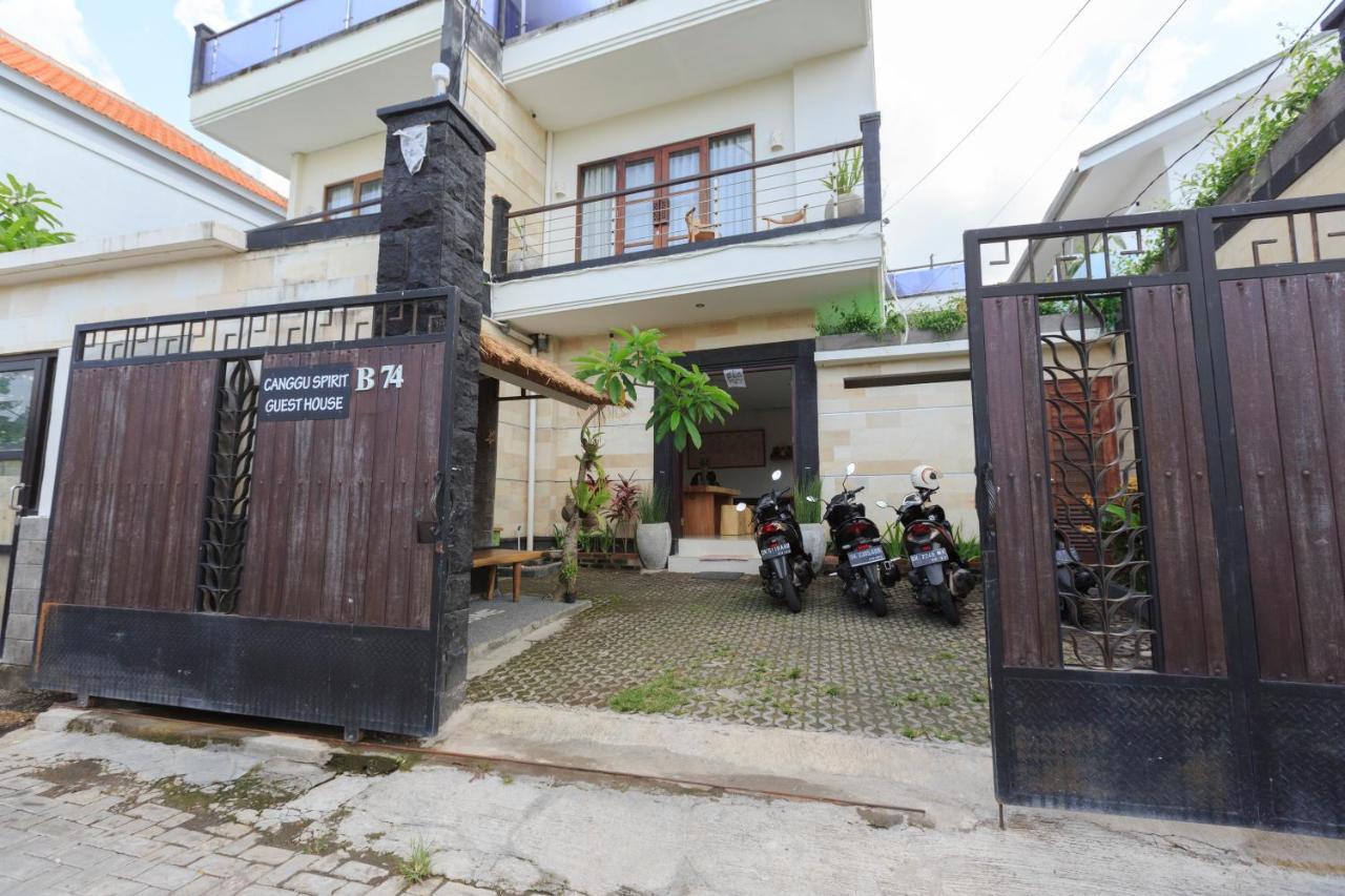 Canggu Spirit Guest House Exteriör bild
